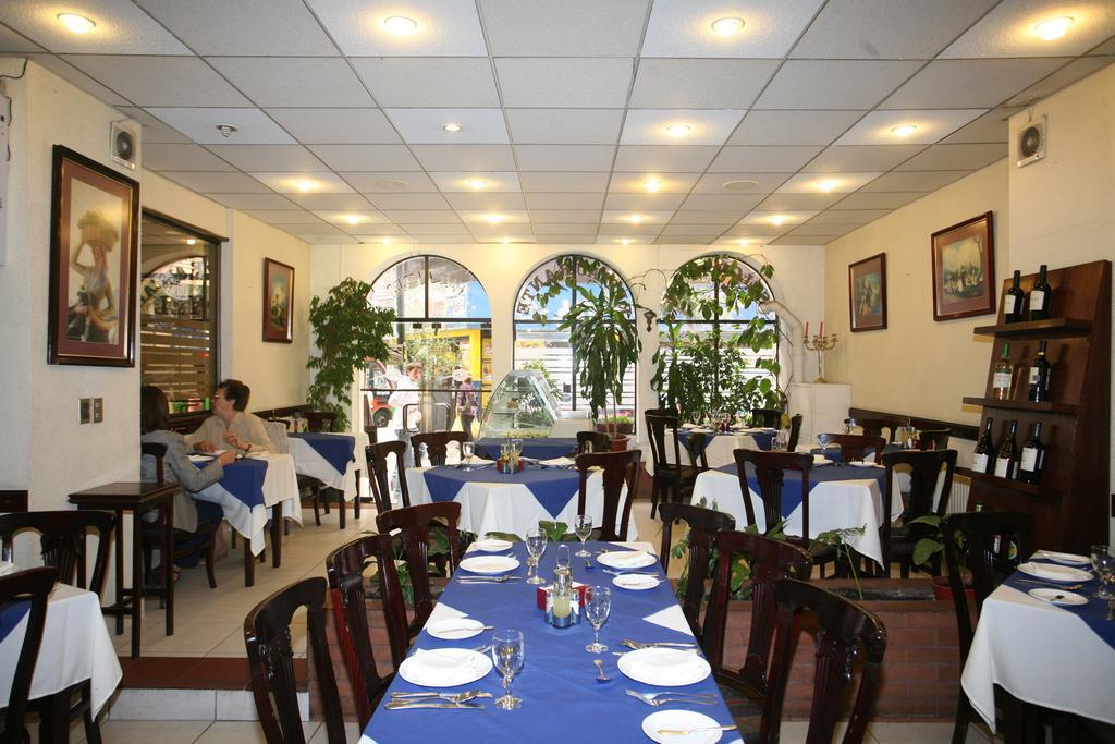 Hotel Puerta De Alcala Valparaíso Buitenkant foto