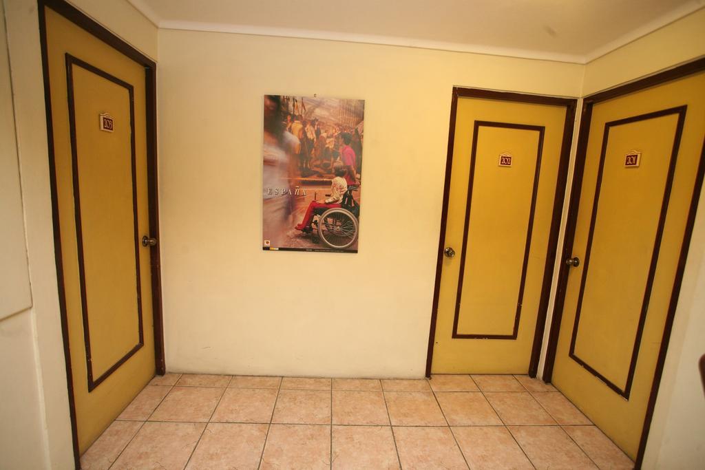 Hotel Puerta De Alcala Valparaíso Buitenkant foto