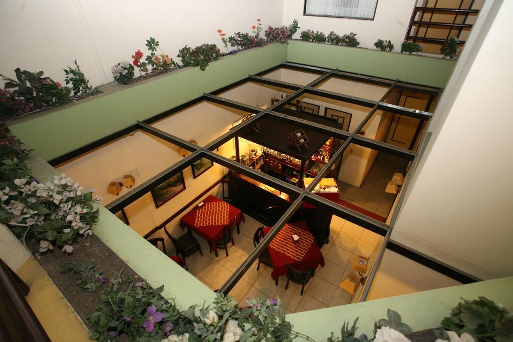 Hotel Puerta De Alcala Valparaíso Buitenkant foto